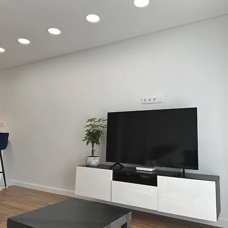 Lazdyneliu Vingis Vilnius, Free Underground Parking - Self Check-In Apartment *